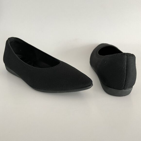 Vivaia Flats Size 42 US 10.5M Black Point-toe Slip-on Washable Travel - Picture 3 of 13